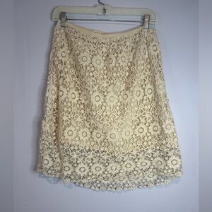 Solitaire Cream Lace Mini Skirt